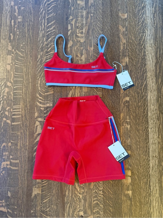 SET Active Pants - SET Active Bra and Shorts in Vespa- size xs